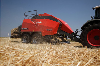 库恩LSB1290ID高密度大方捆打捆机荣获中国农业机械年度产品技术创新奖